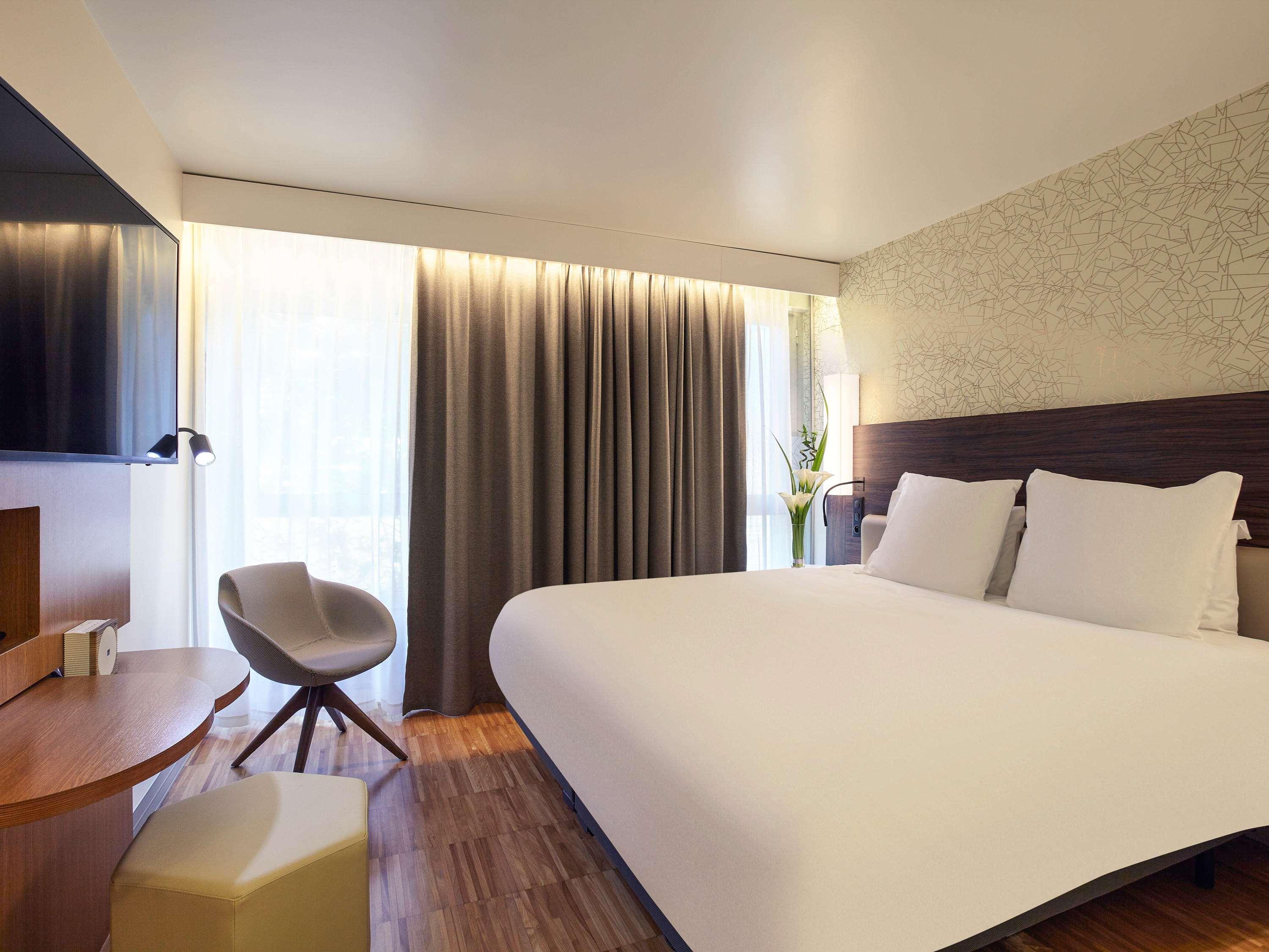 Mercure Paris Arc De Triomphe Etoile Zewnętrze zdjęcie