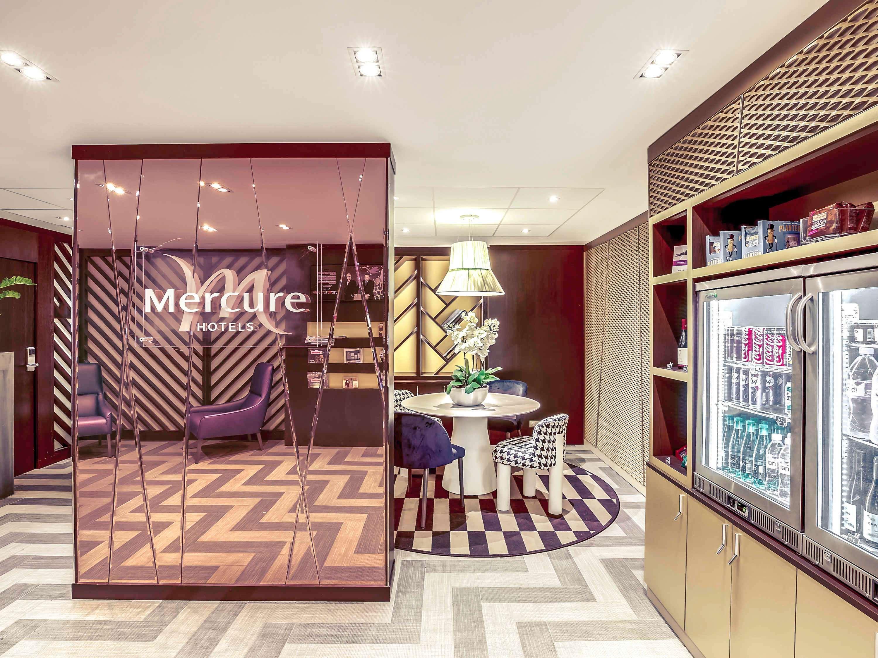 Mercure Paris Arc De Triomphe Etoile Zewnętrze zdjęcie