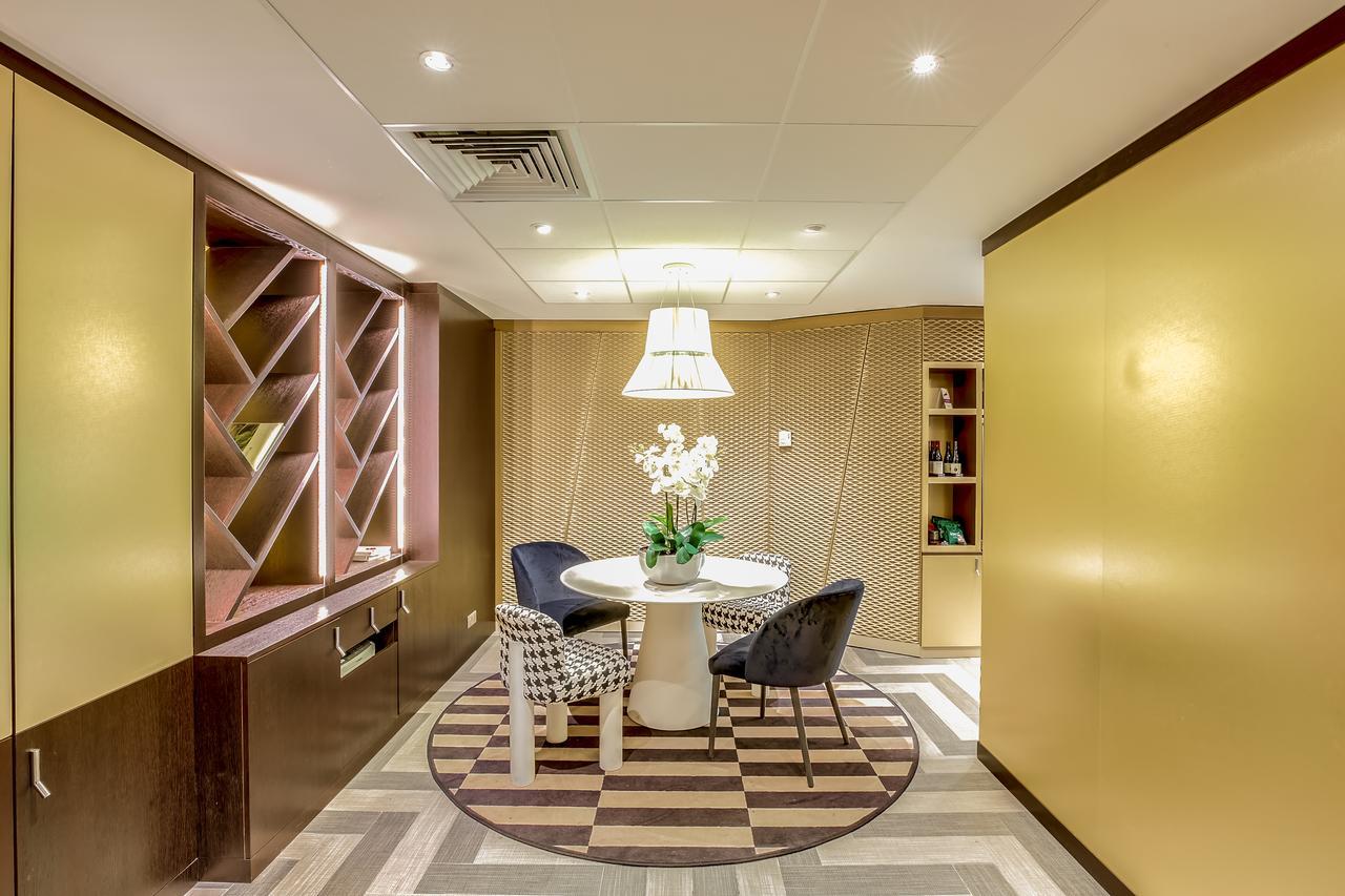 Mercure Paris Arc De Triomphe Etoile Zewnętrze zdjęcie